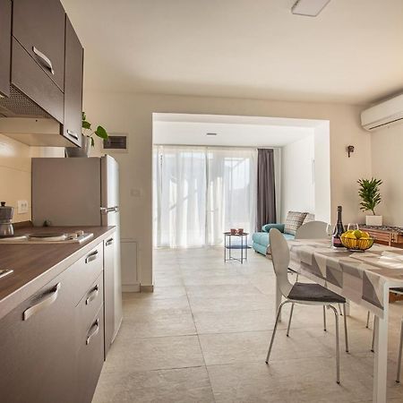 Apartaments Punta Relax ウマグ エクステリア 写真