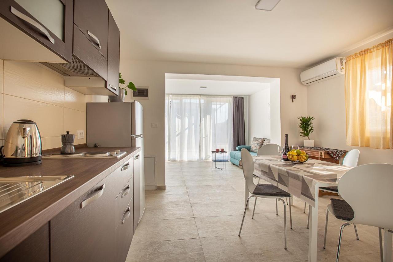Apartaments Punta Relax ウマグ エクステリア 写真