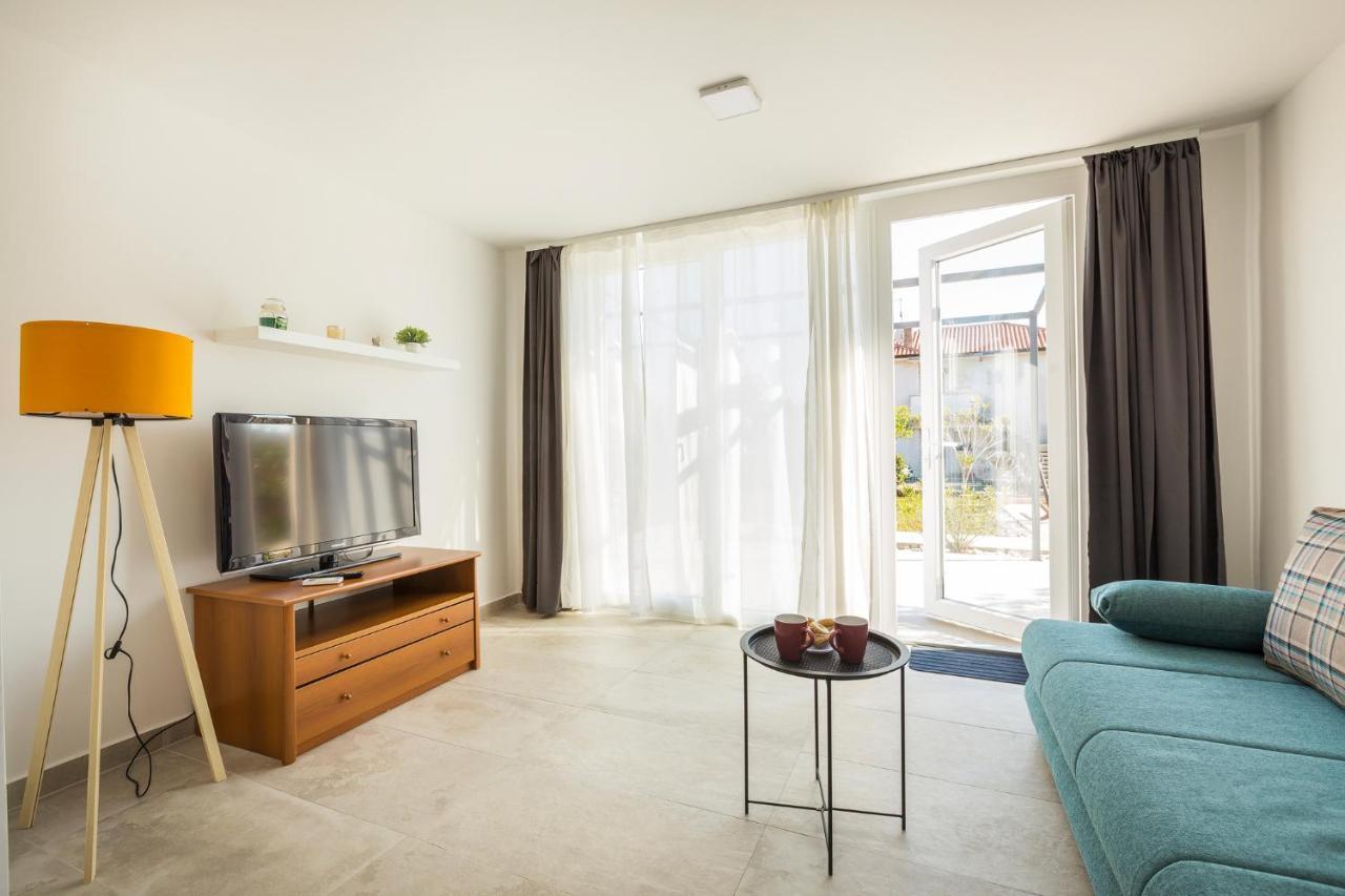 Apartaments Punta Relax ウマグ エクステリア 写真