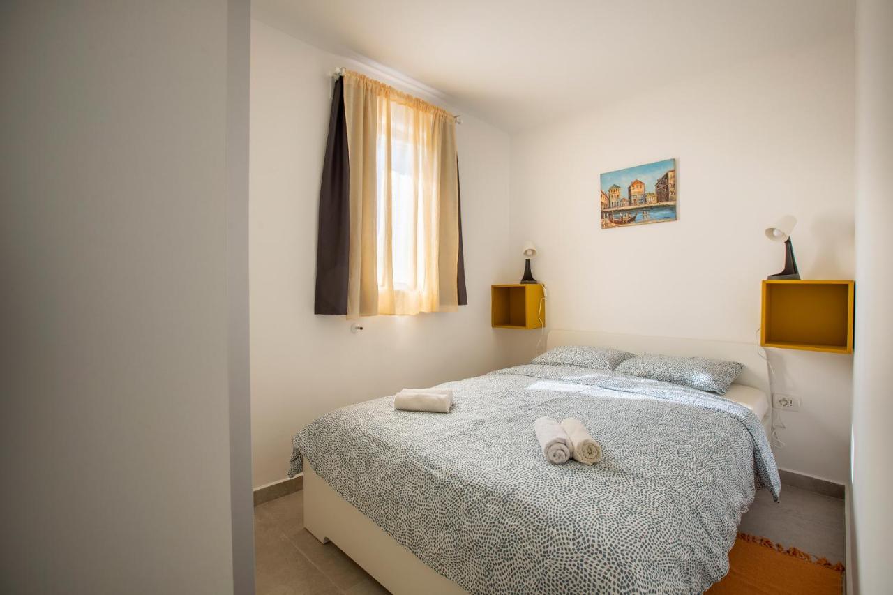 Apartaments Punta Relax ウマグ エクステリア 写真