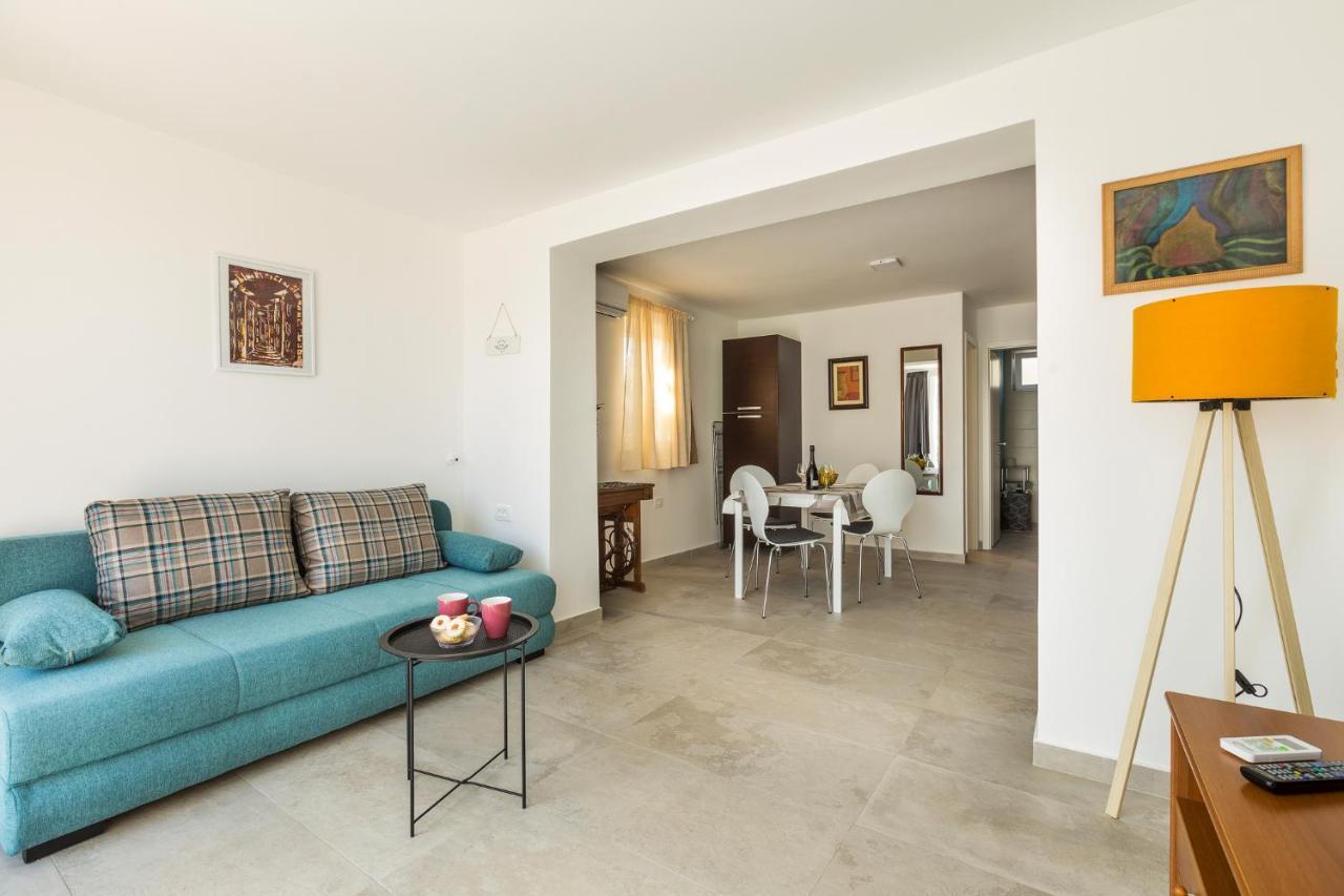 Apartaments Punta Relax ウマグ エクステリア 写真