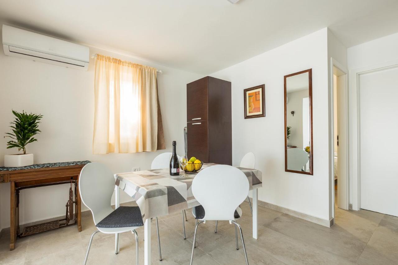 Apartaments Punta Relax ウマグ エクステリア 写真