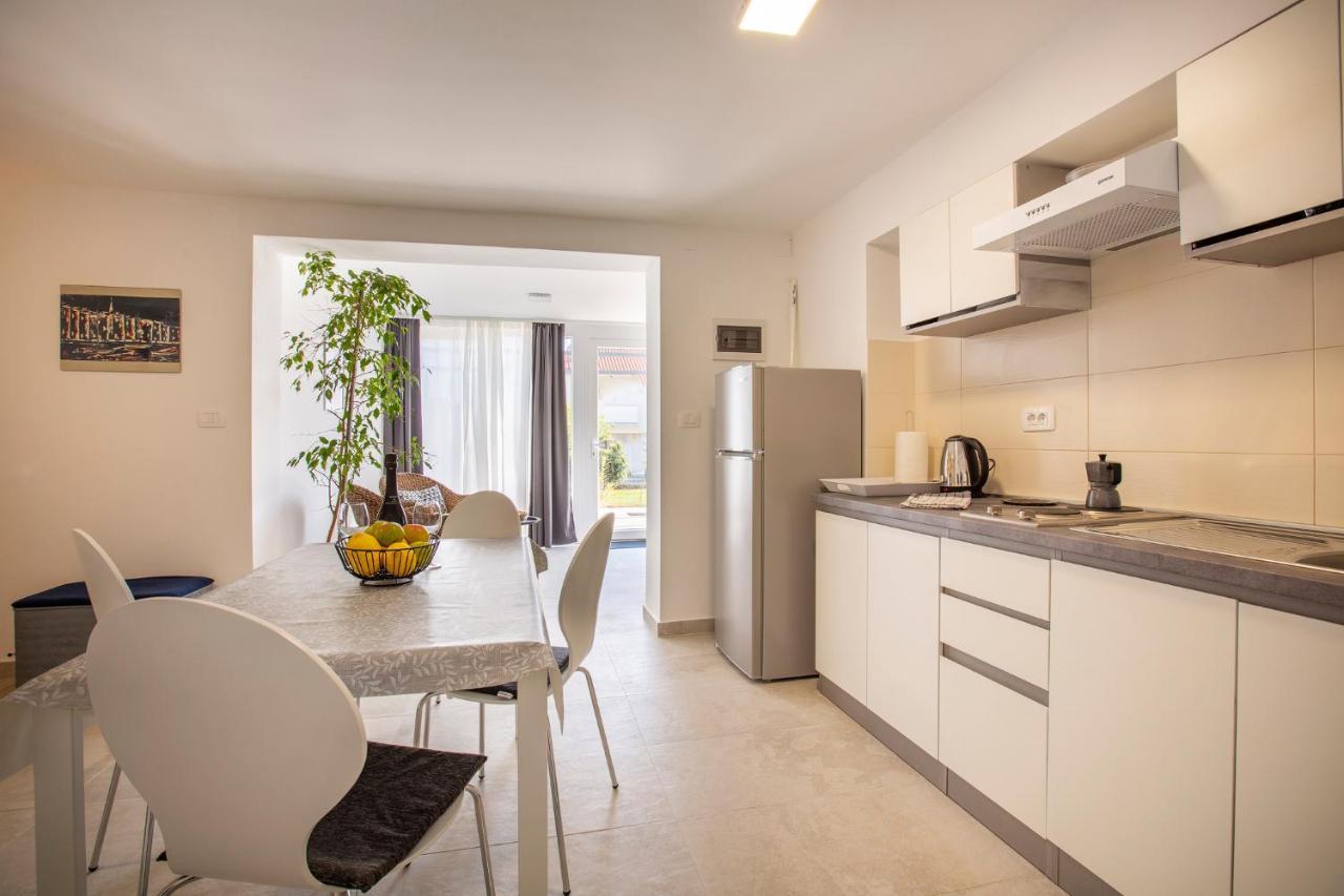 Apartaments Punta Relax ウマグ エクステリア 写真